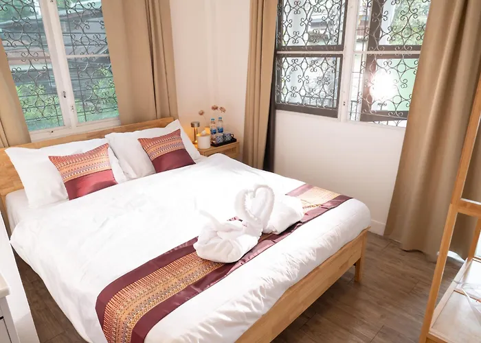 Neighborhouse - 3* Bangkok