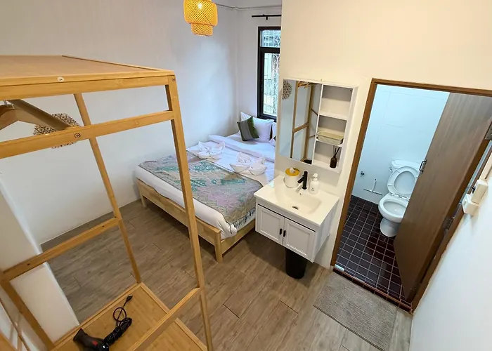 Gasthuis Neighborhouse -